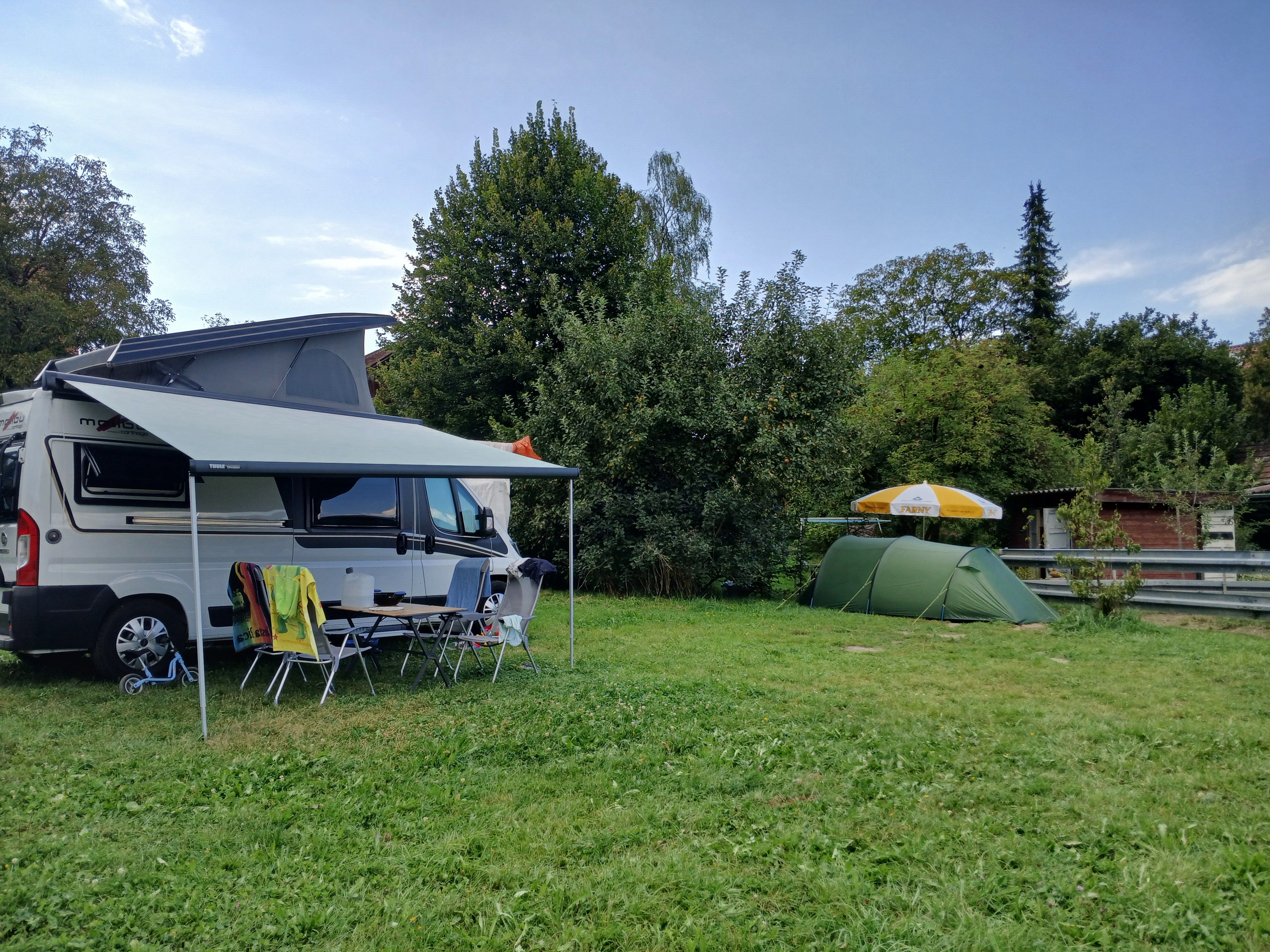 lichterketten camping Camping Lichterkette: 8m Ambi-Licht + Arbeitslampe im Taschenformat   fan4van