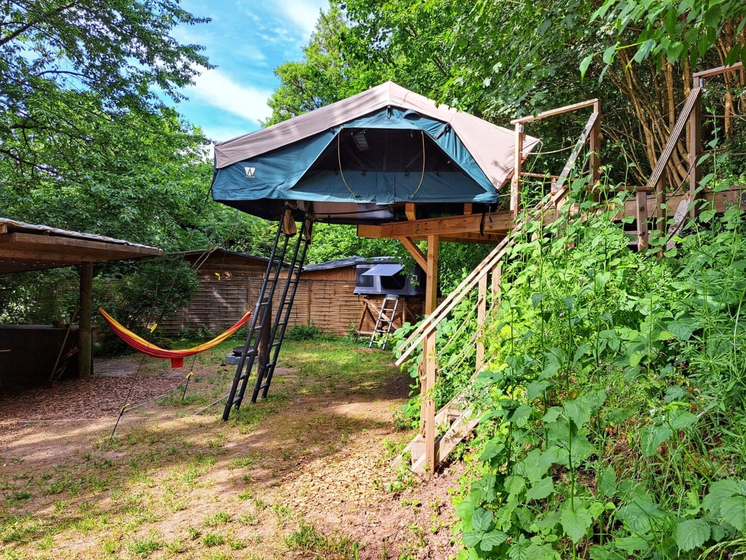 minimal tent RBM All-Seasons UP-2 Mini for 1-3 person Side:Right / Passenger Side LAWN & GARDEN PRODUCTS Olive / Tan Dimensions Wermelskirchen: Mitarbeiter von Tente-Rollen