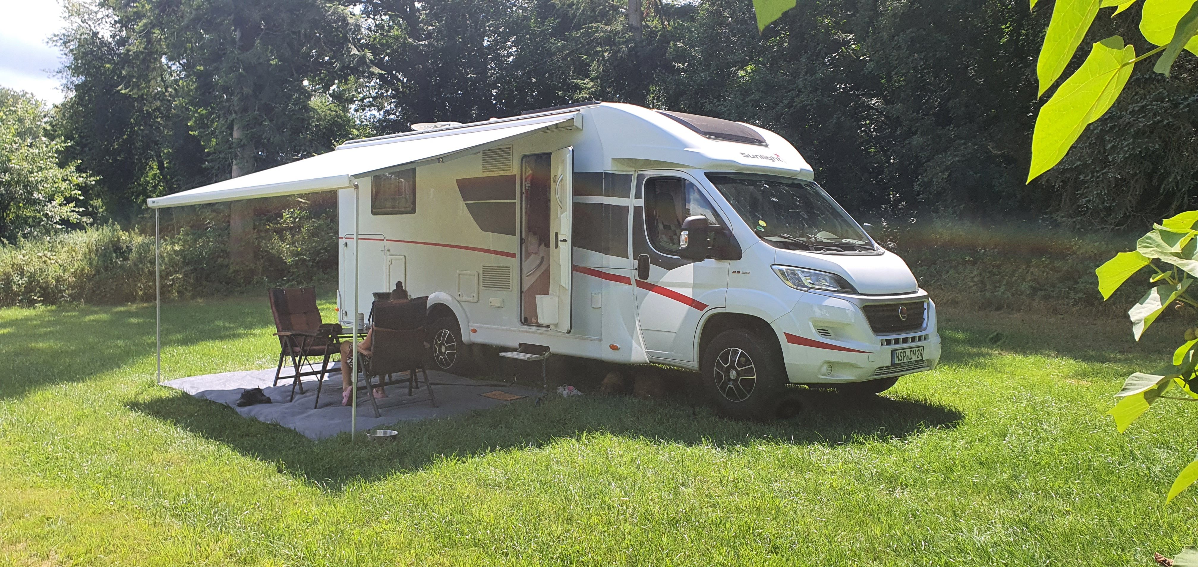 Stellplatz im Ambergau neben der Weide
