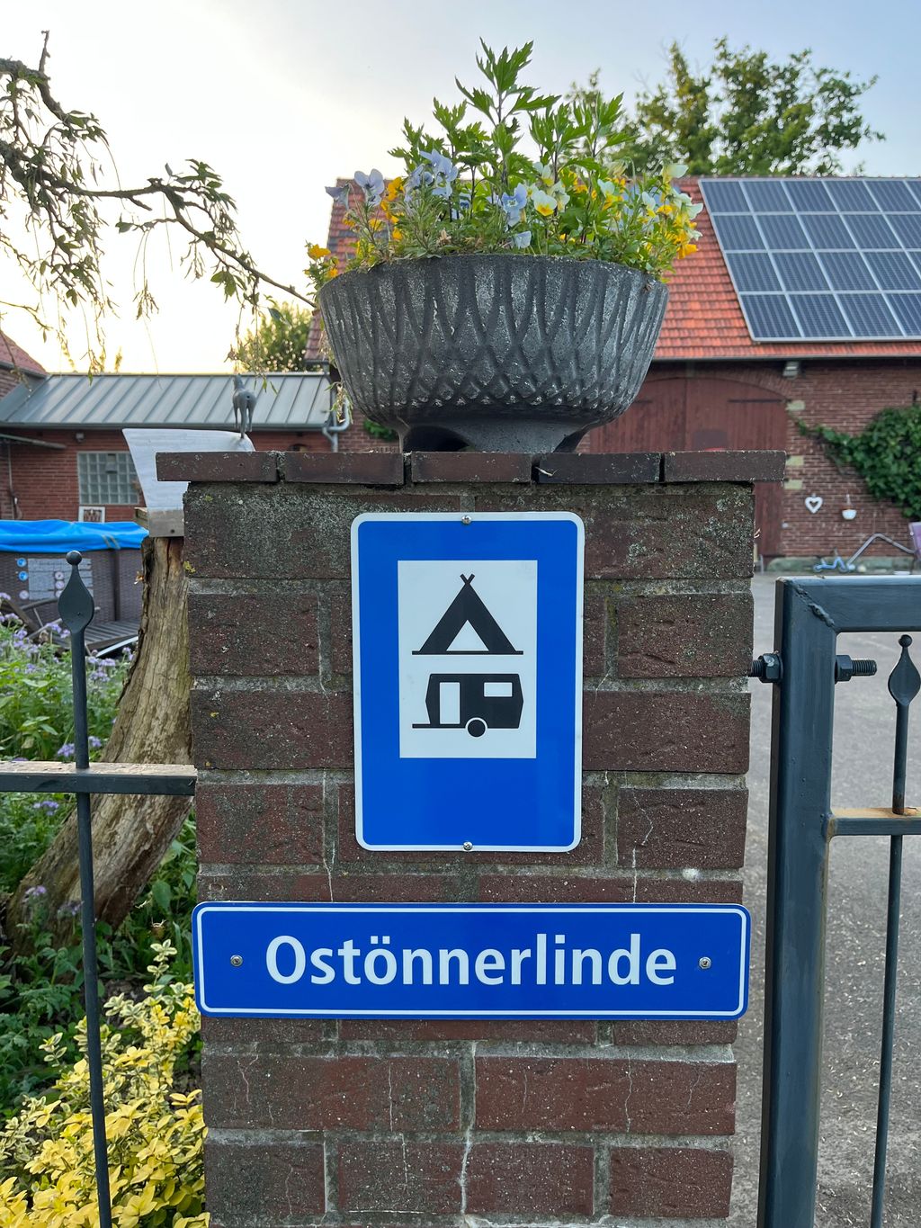 Mit dem Sonnenuntergang schlafen gehen