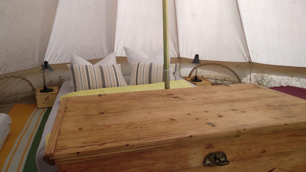 Glampingzelt mit Weitblick mit Bio-Cafè nebenan 