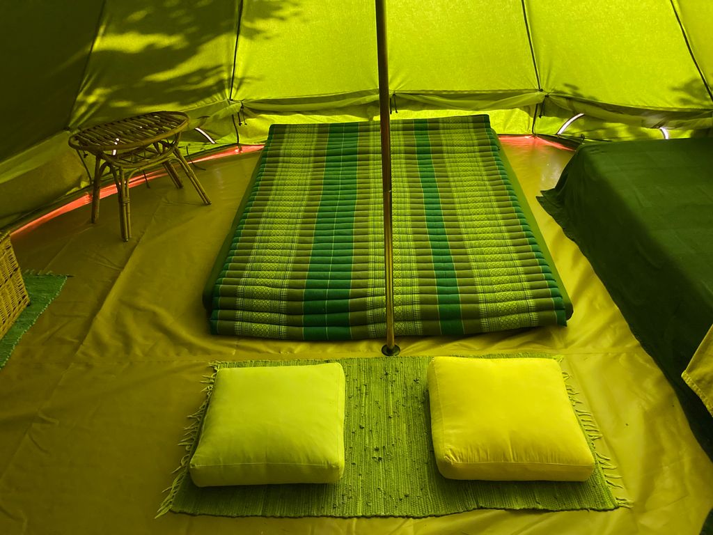 Good things are so close - °round tent° in the countryside