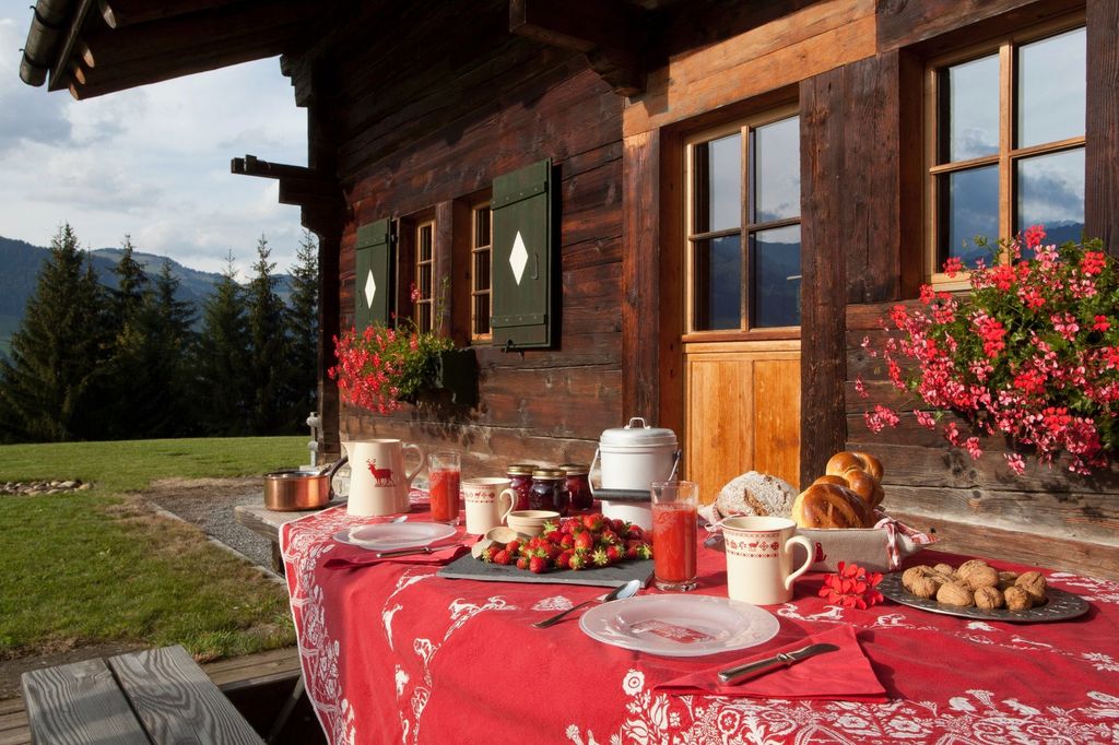 Chalet aislado en los Alpes suizos