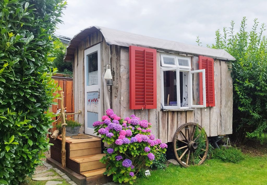 Frieda's Shepherd's Wagon