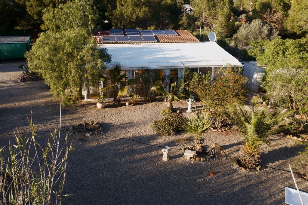 Vacation home Linde in the bird sanctuary Finca Mejias