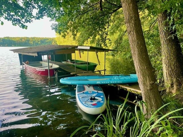 Jardín señorial junto al lago de baño - Lagos de Mecklemburgo
