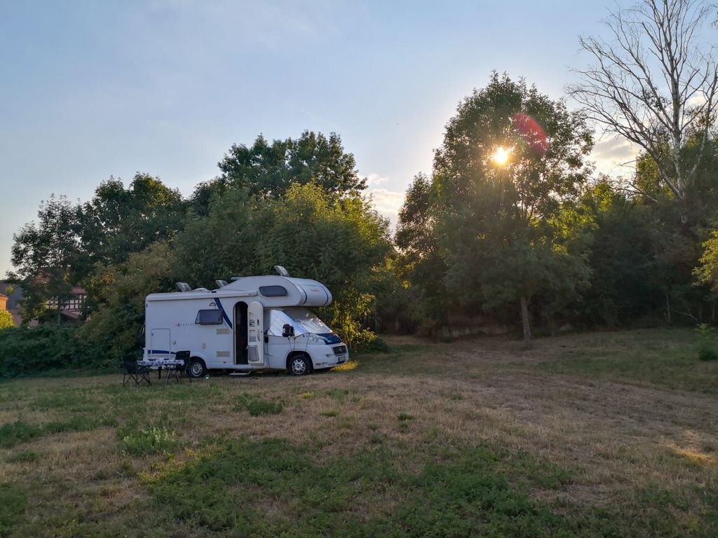 Parcheggio naturale non lontano dai castelli di Dornburg