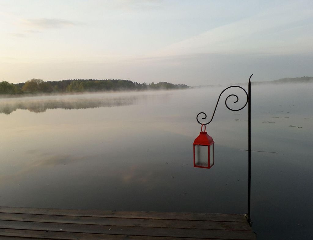 Parcela salvaje y romántica junto al lago