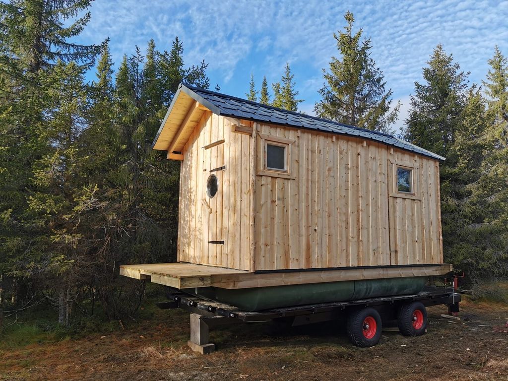 Tiny-House-Boat "Busy Beaver" - Ruhe und Natur