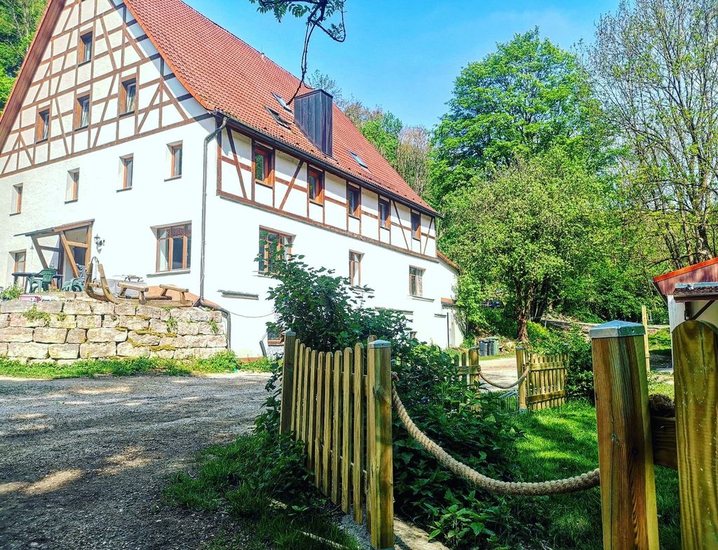 Overnight stay on estate with fish, horse and event