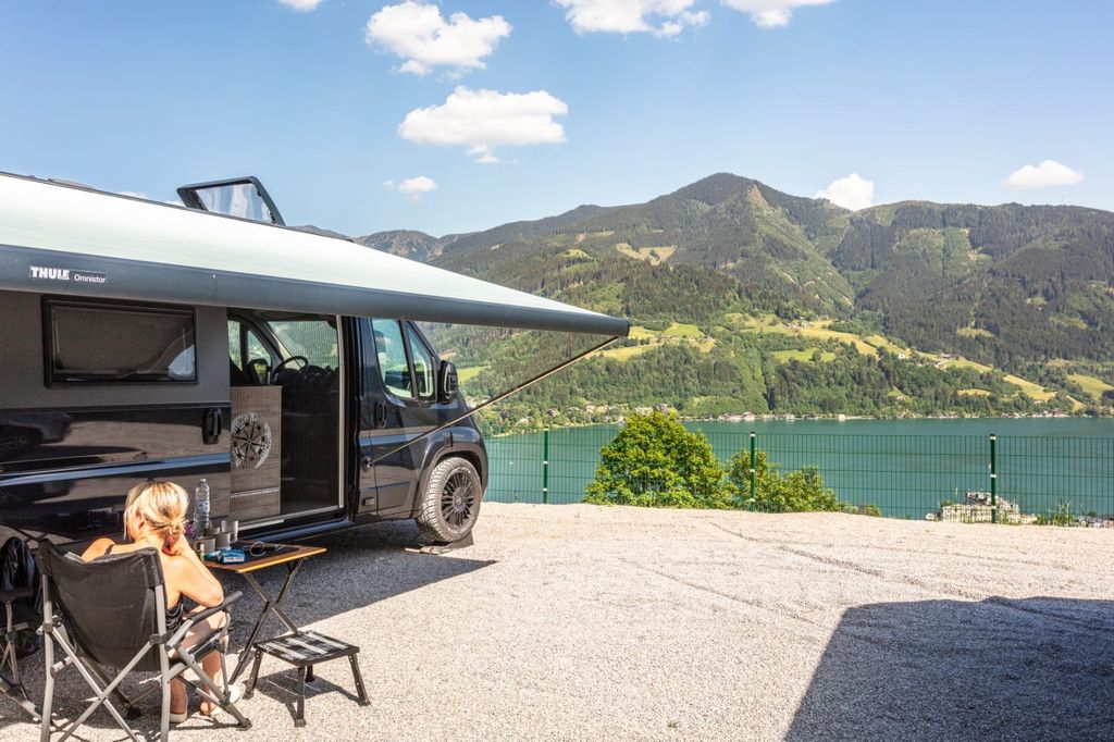 Zell am See: Panorama-Stellplatz mit Seeblick