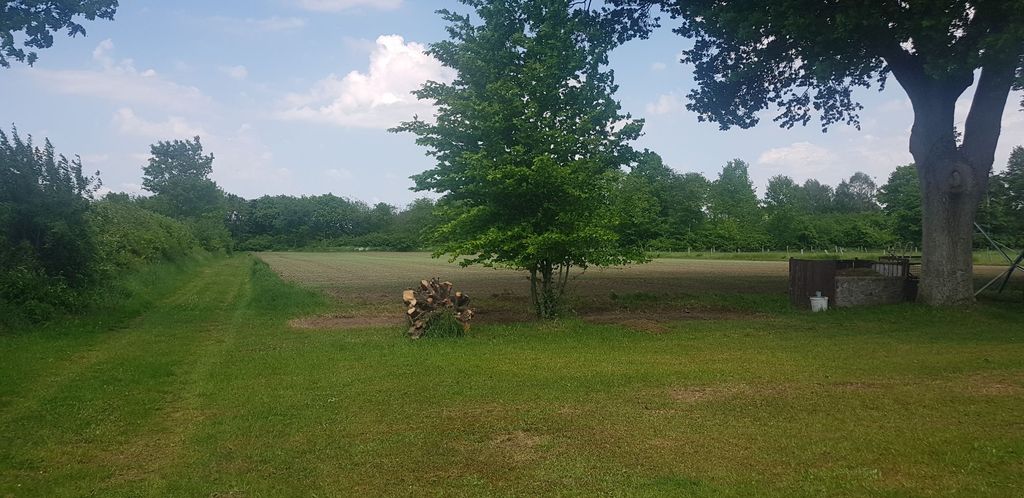 Emplacement en pleine nature dans une ferme isolée