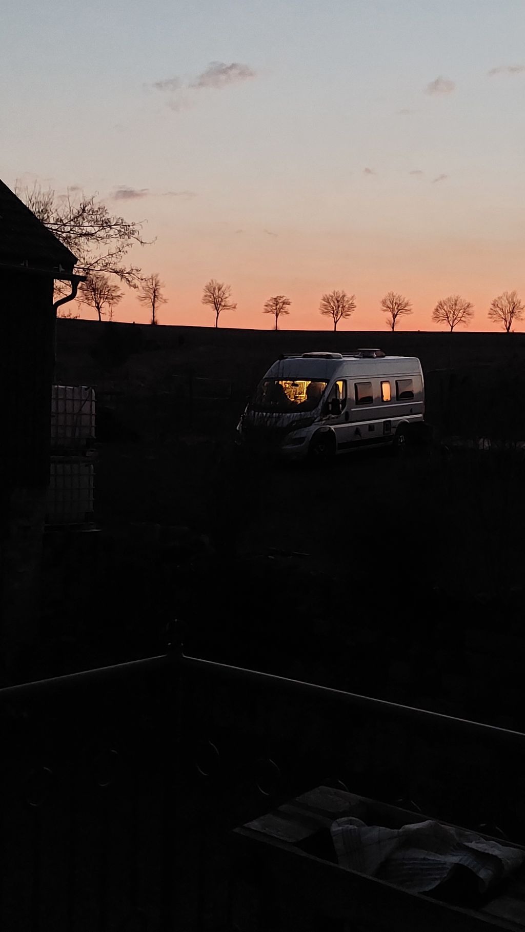 Camping en plena naturaleza en los Montes Metálicos Orientales: ideal para hacer senderismo
