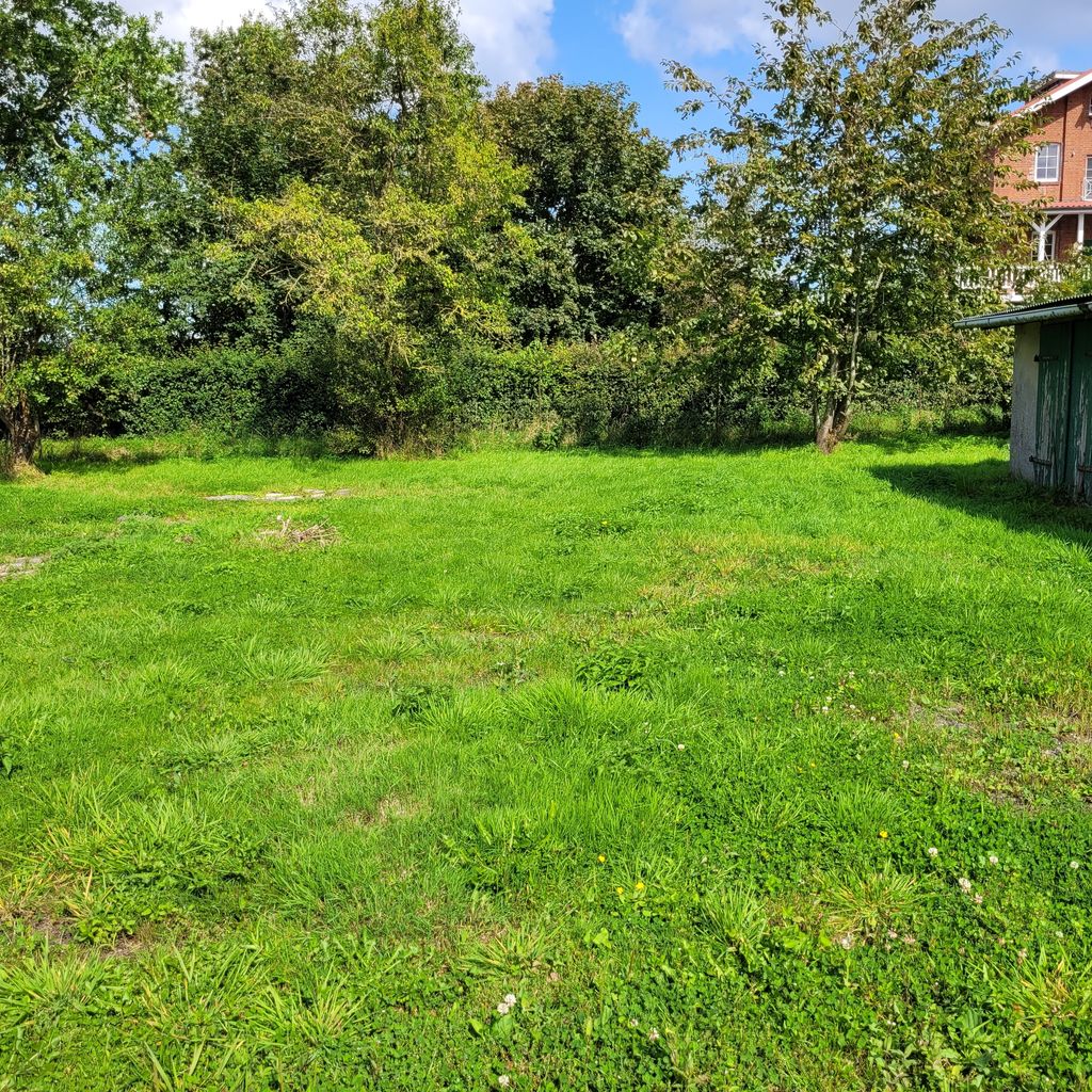 Ländlicher Stellplatz in Cuxhaven – Ruhe & Natur