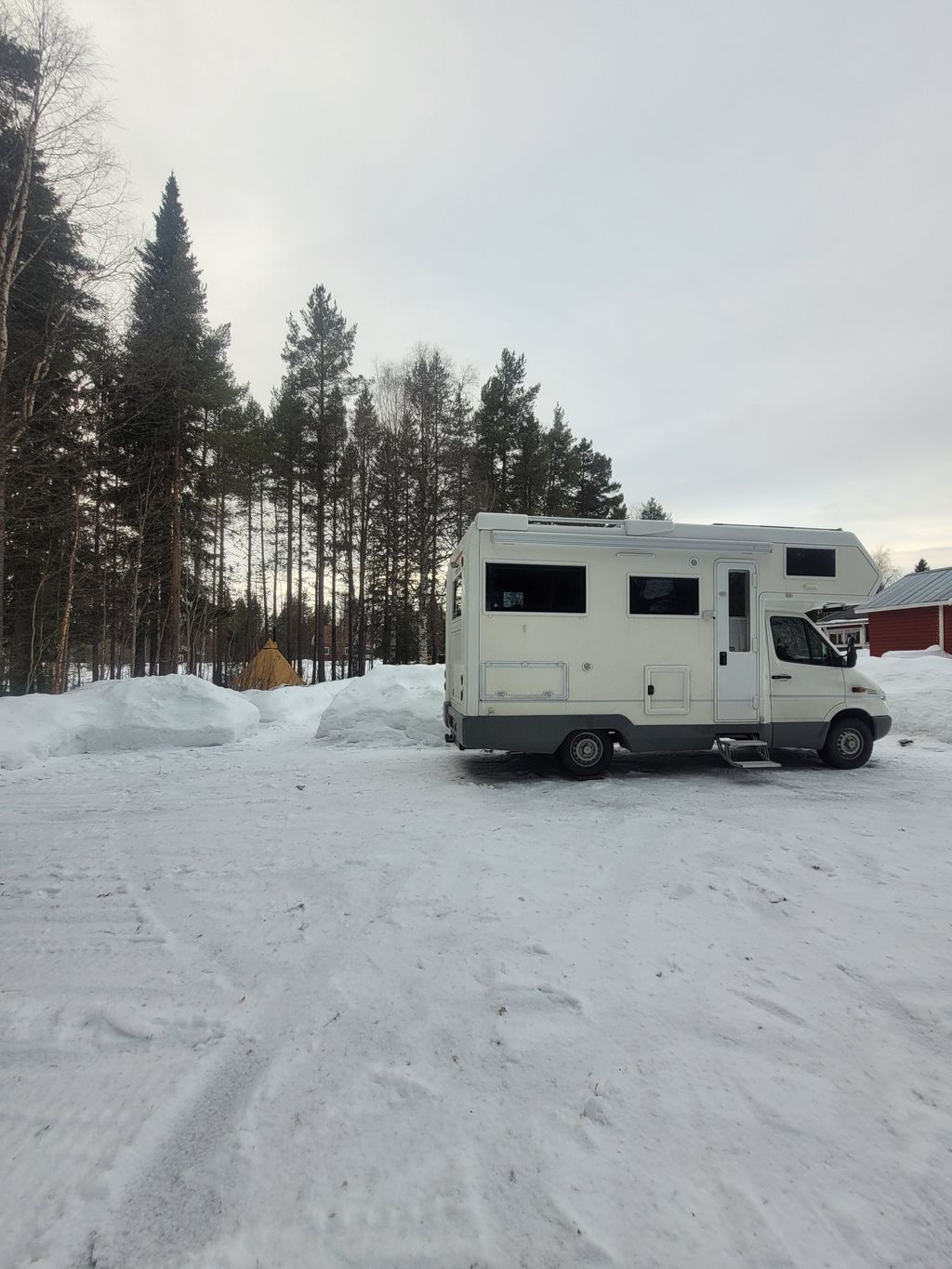 Natur Stellplätze in schwedisch Lappland am See
