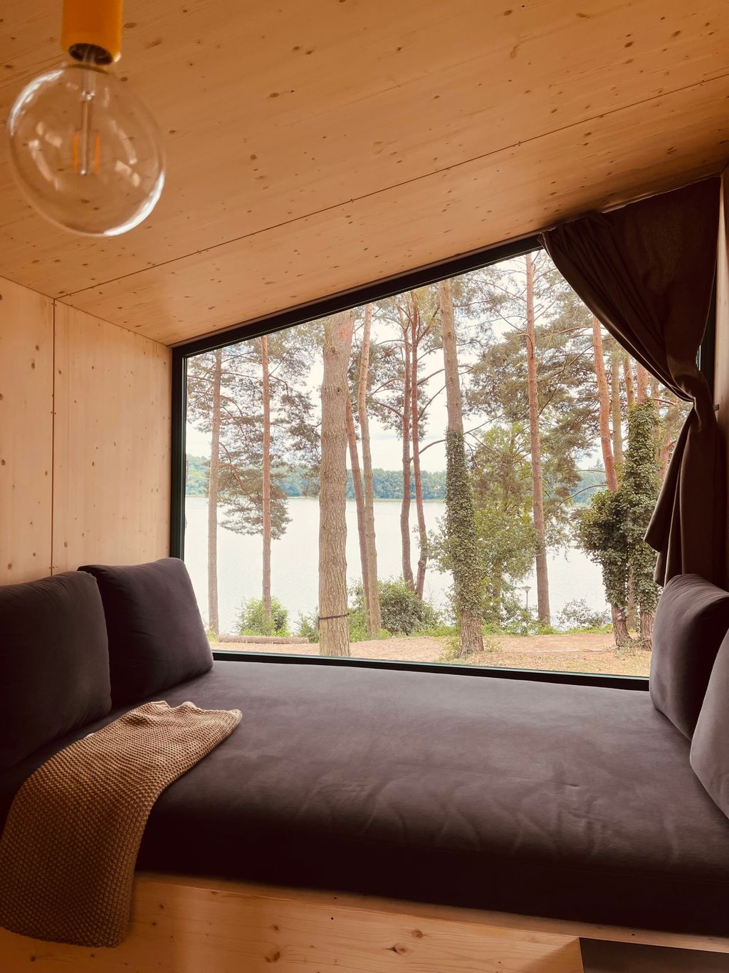 Casa minuscola "grande" con vista lago