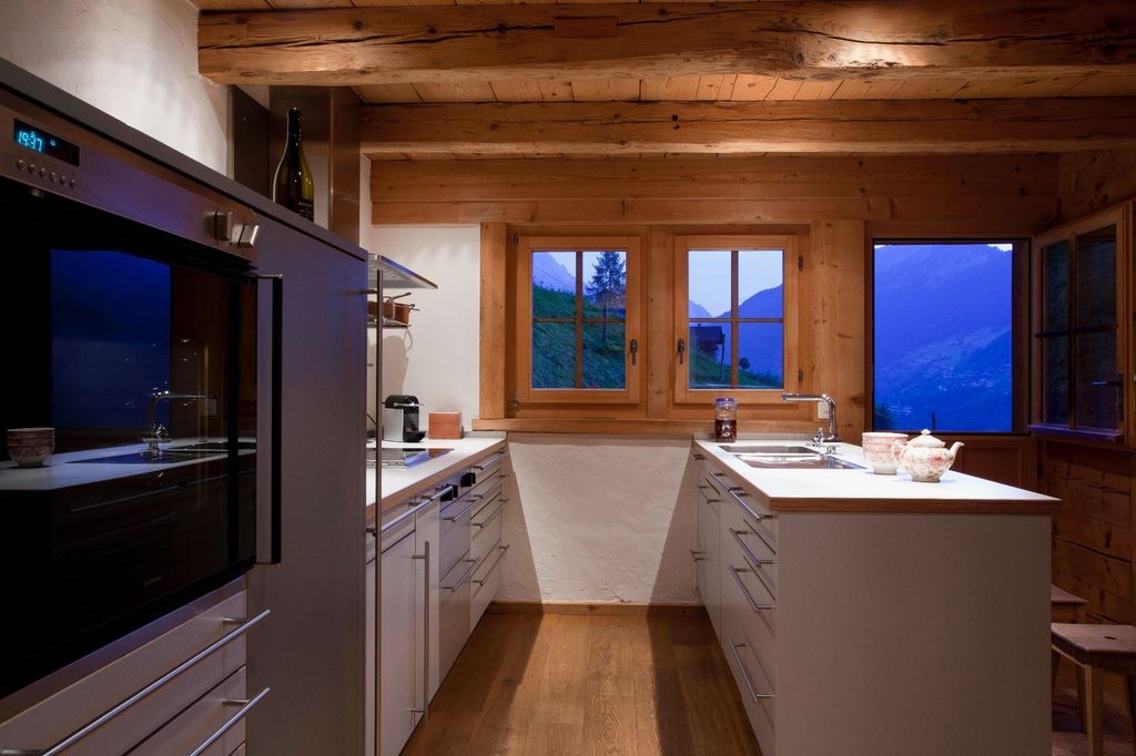 Chalet aislado en los Alpes suizos