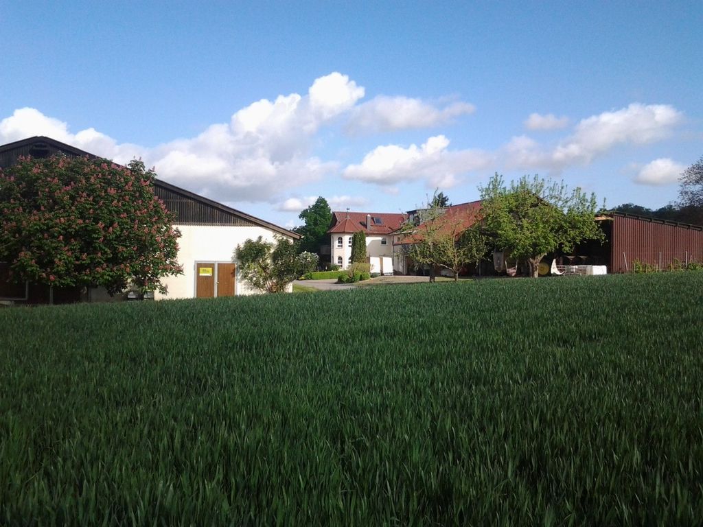 Granja en el valle de Jagst: un huerto con vistas