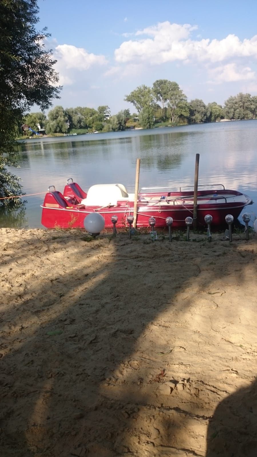 Camping a orillas del lago en el sur del Harz