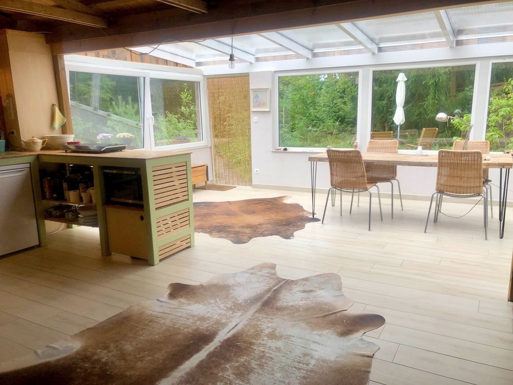 Cabane au bord du lac dans la forêt : à 90 minutes de Berlin