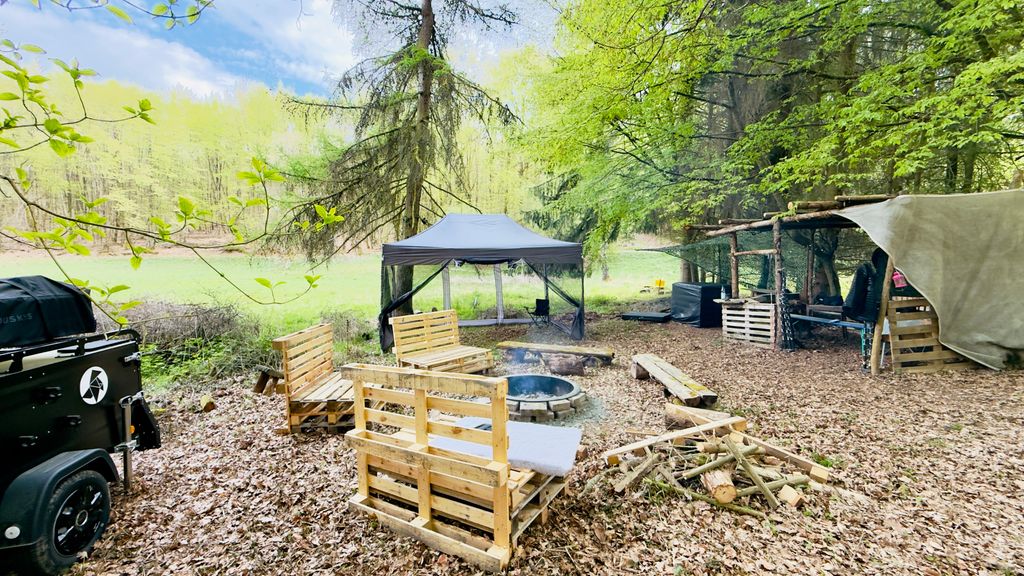 Nature Camping with a Fire Pit in the Lahn Valley