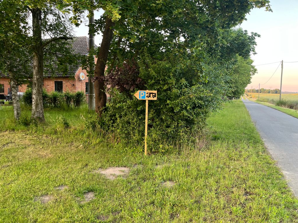 Natur und Ruhe umgeben von Feldern nahe Rostock