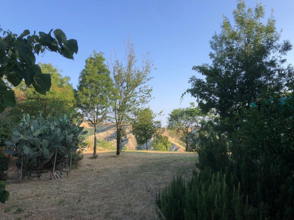 Arrêt dans les collines près de Castel S. Pietro