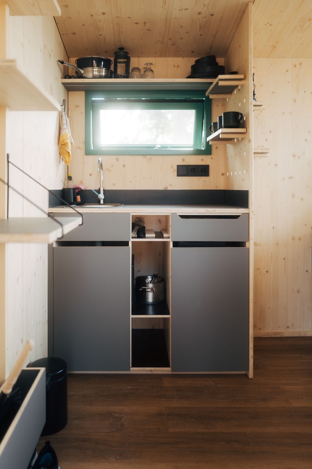 Tiny house "small" with lake view
