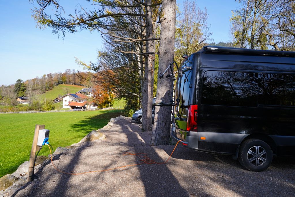 Naturcamping mit Aussicht auf Berge & Wiesen