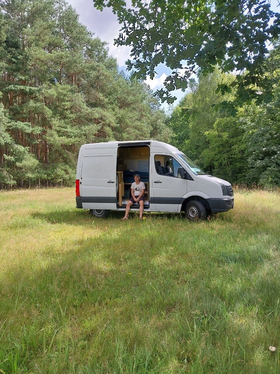 Prato naturale nel Parco Nazionale: semplice, tranquillo, autentico