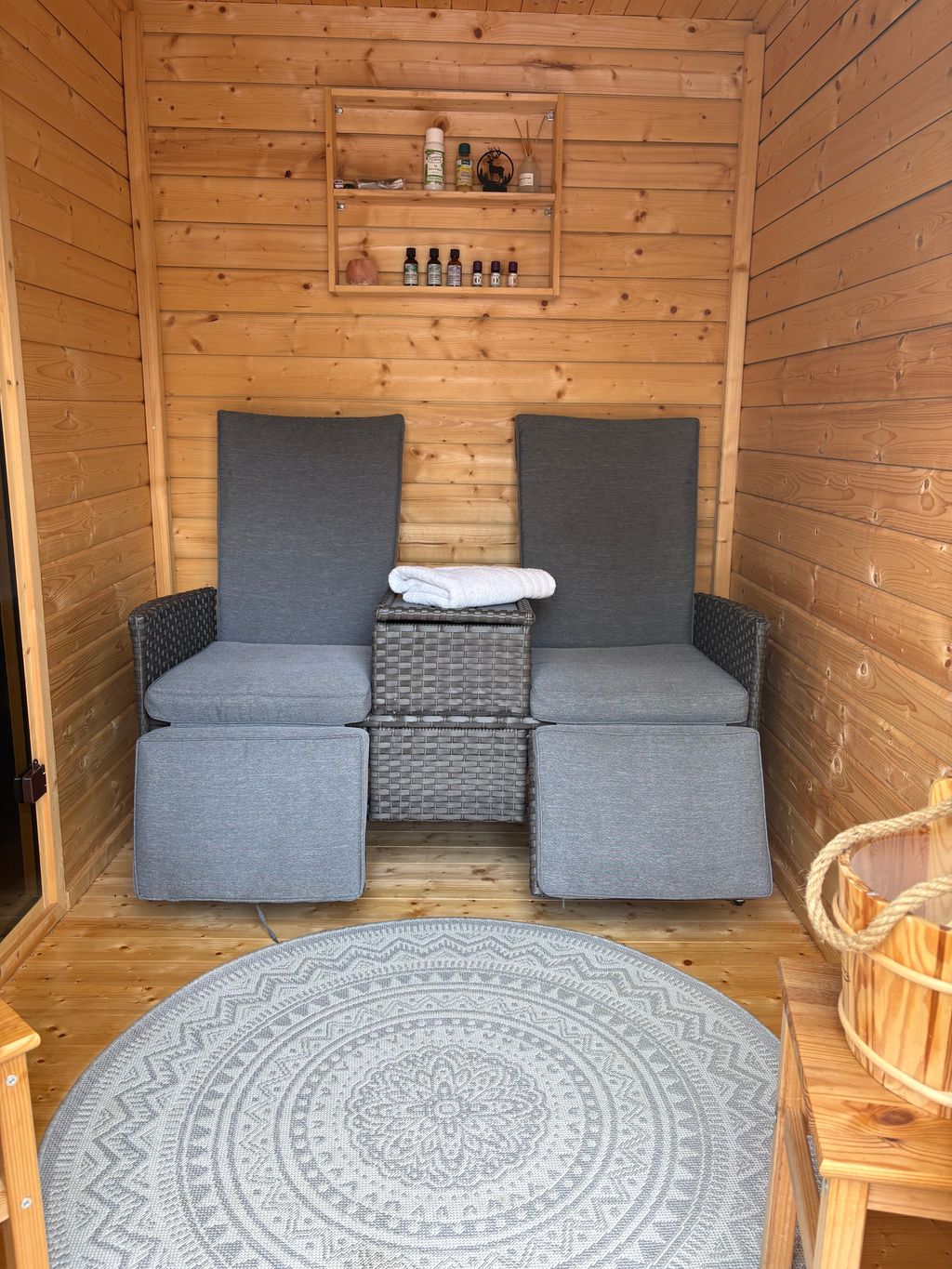 Bienestar en plena naturaleza con sauna y piscina