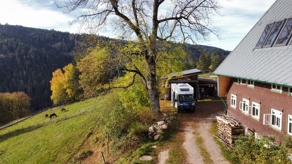 Petite salle de bains accessible 24 heures sur 24, entrée indépendante