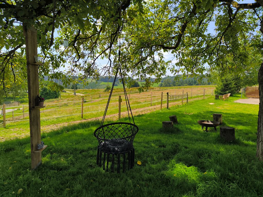 "Unterm Walnussbaum" am Rande vom Westerwald