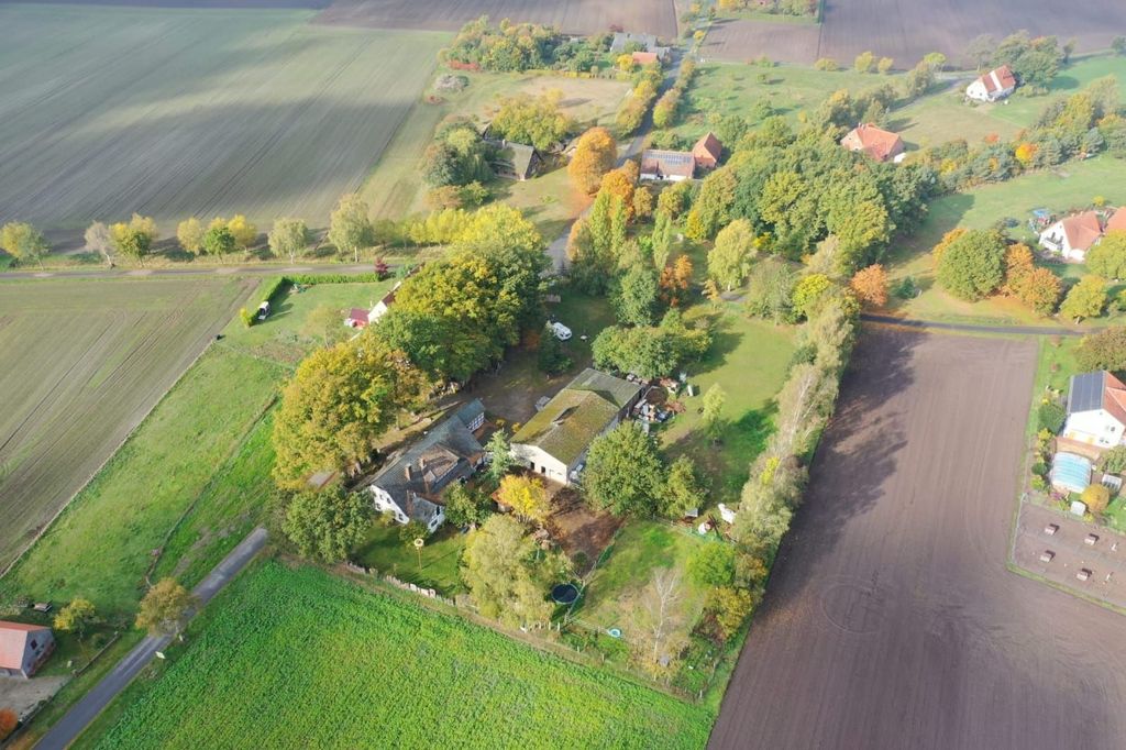 Übernachten im alten Schaustellerwagen 
