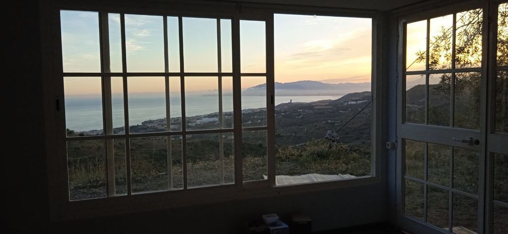 Tiny House mit Meerblick: Bergidylle bei Málaga