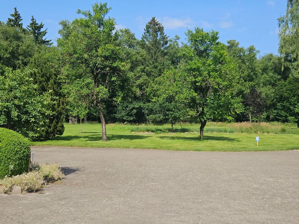 Idyllischer Stellplatz am Birkensee Lünebg. Heide