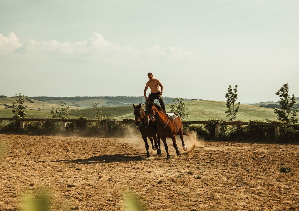 Parcela con vistas abiertas cerca del arroyo