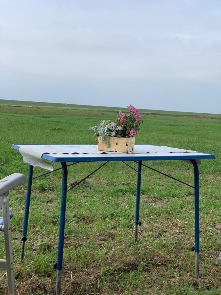 Vista diretta della diga sulla baia di Giada