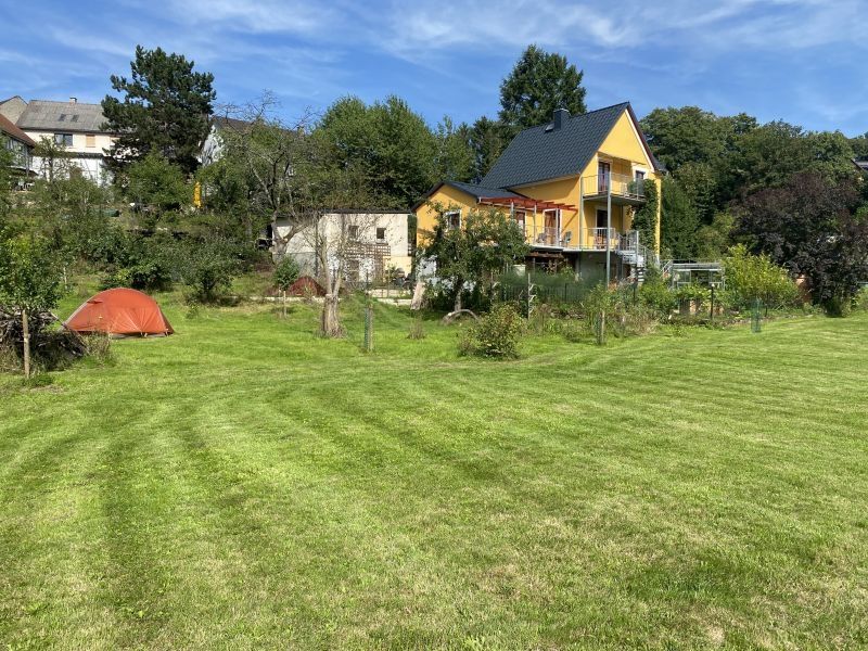 Campeggio privato vicino a Weilburg direttamente sulla pista ciclabile del Lahn