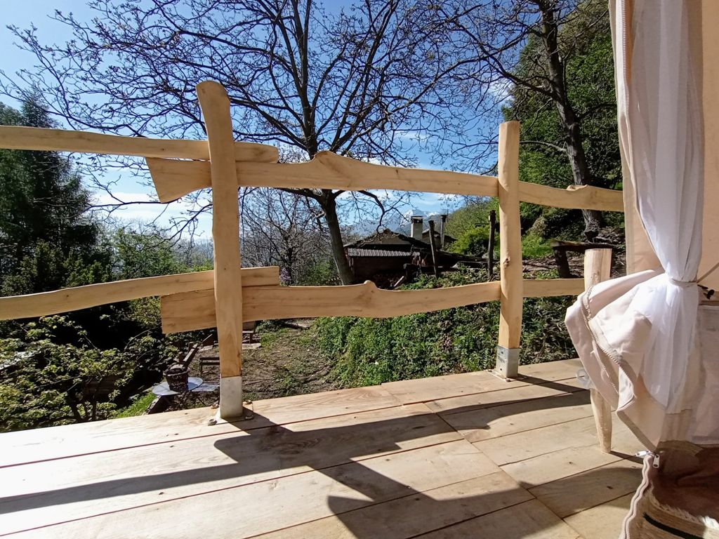 Glamping nel bosco in Val Pellice con vista natura
