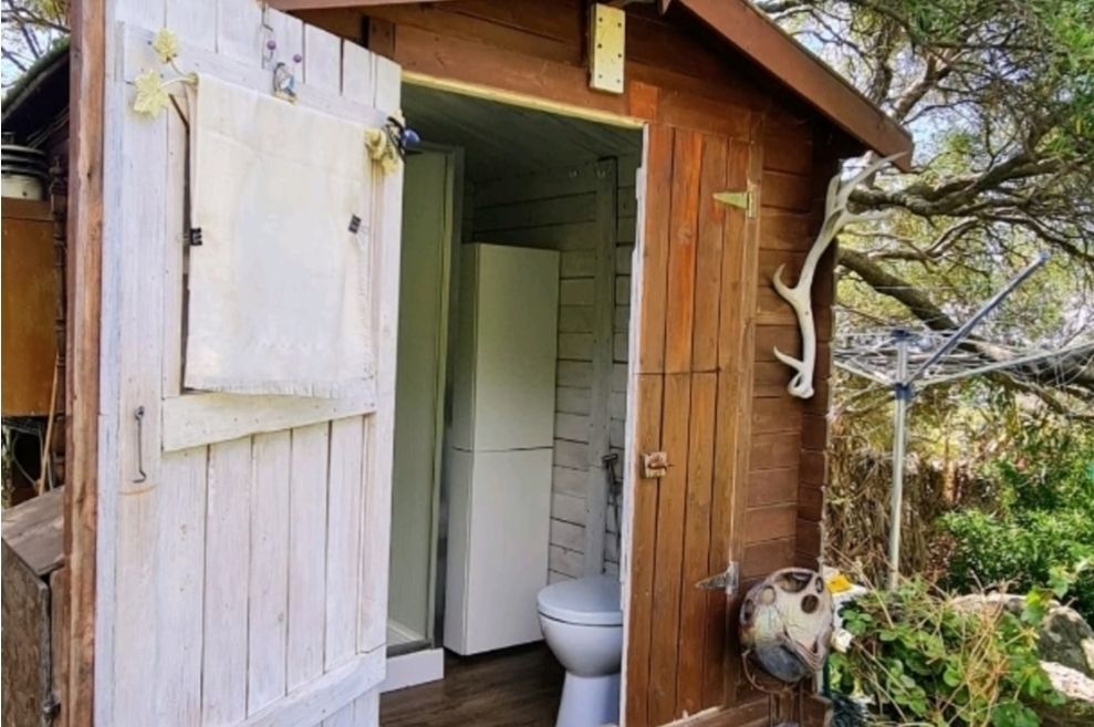 Privater Garten mit Meerblick.