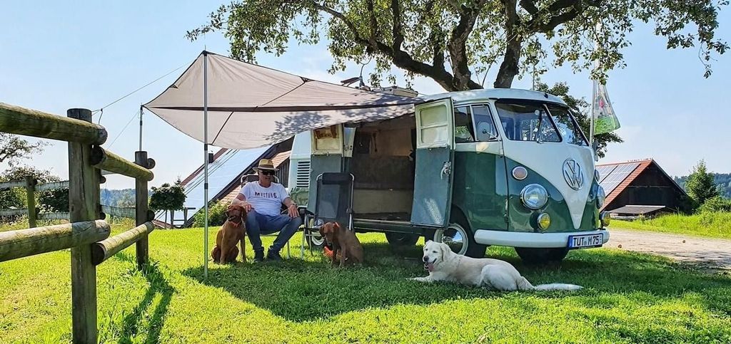 Emplacement naturel au coin des trois pays avec gastronomie