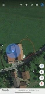 Bellissimo prato con alberi da frutto su Biberweg