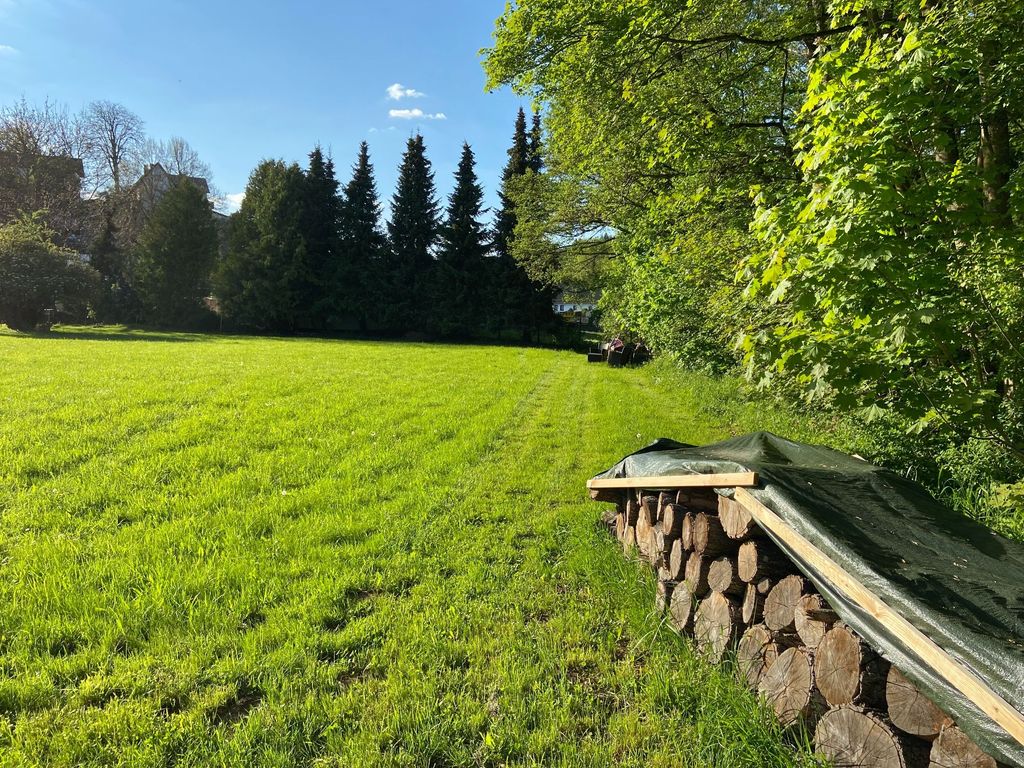 Camping natural directamente en el Urft, al borde del Eifel