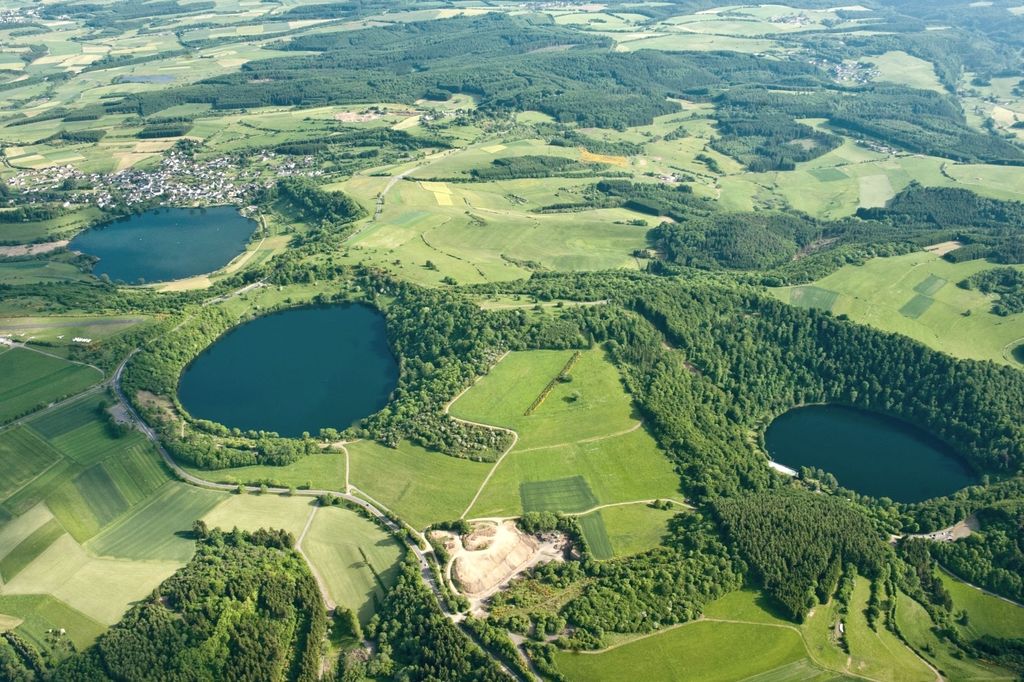 Natura pura nell'Eifel vulcanico