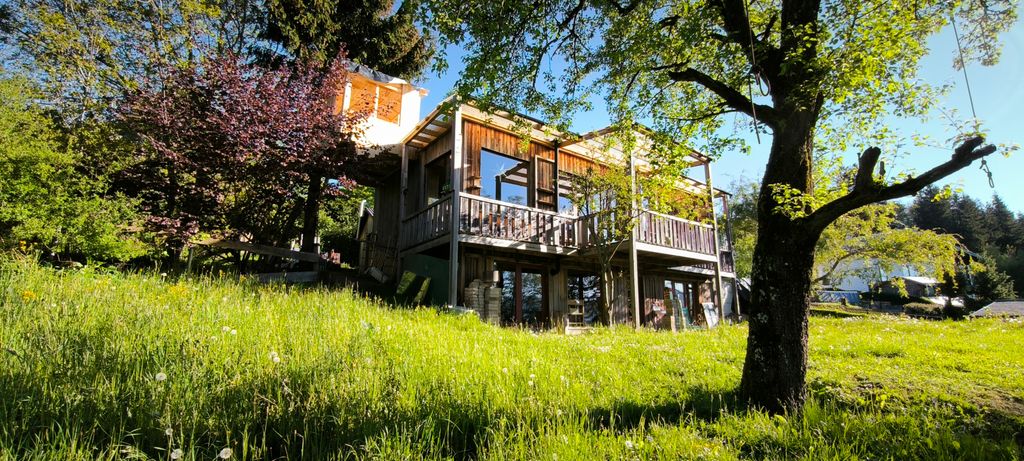 Stellplatz und Garten mit Blick ins Sengsengebirge