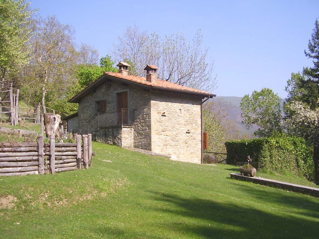 Antico Essiccatoio delle Castagne in Toscana