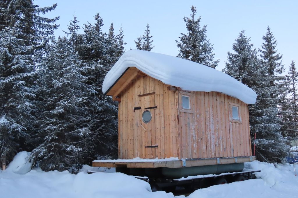 Tiny-House-Boat "Busy Beaver" - Ruhe und Natur