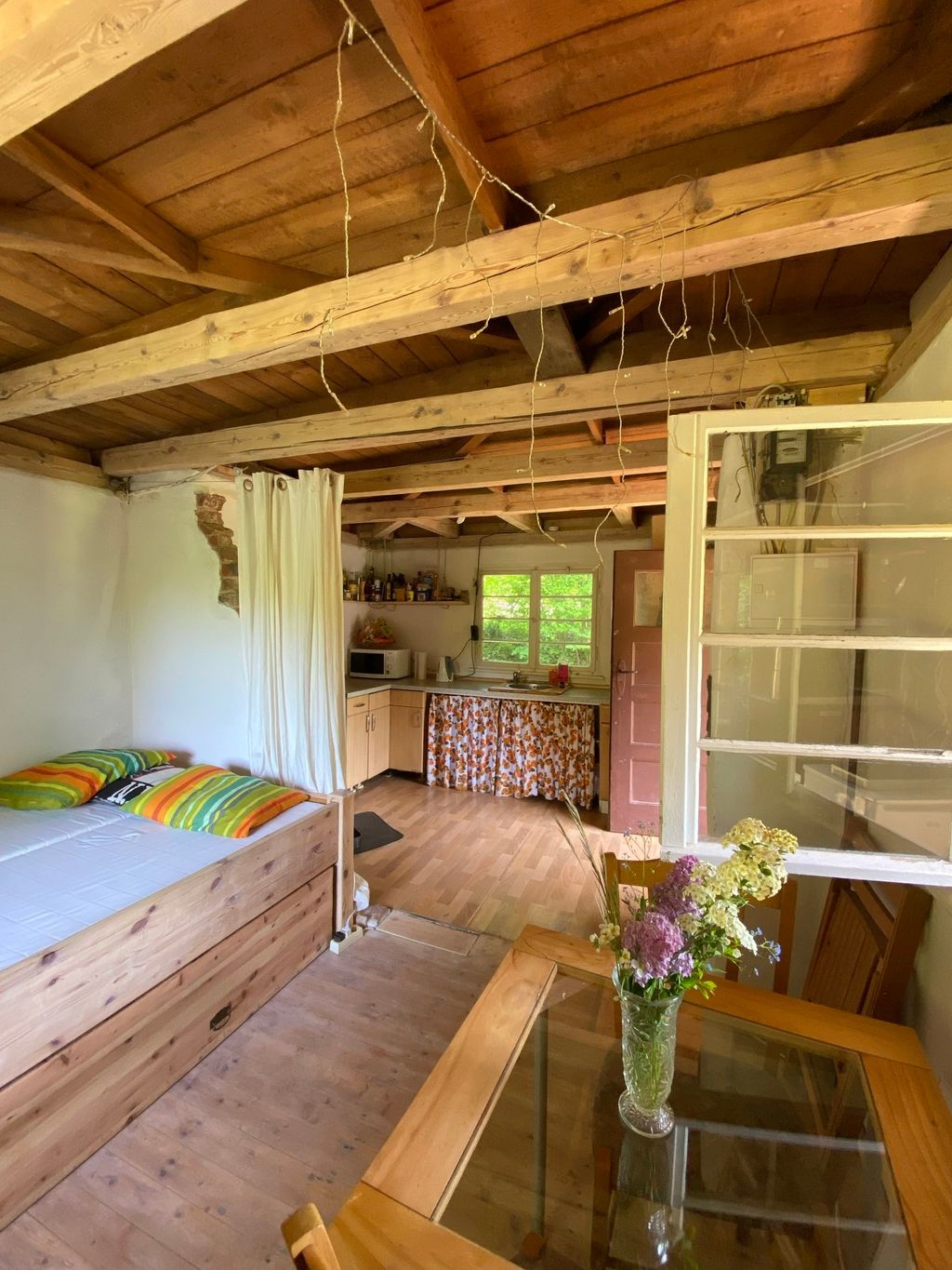 Unique retreat for friends, love nest