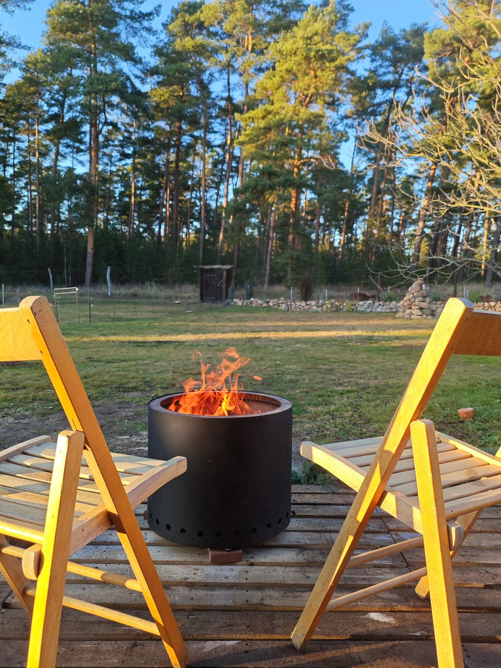 Tiny House à la lisière de la forêt avec terrasse & foyer